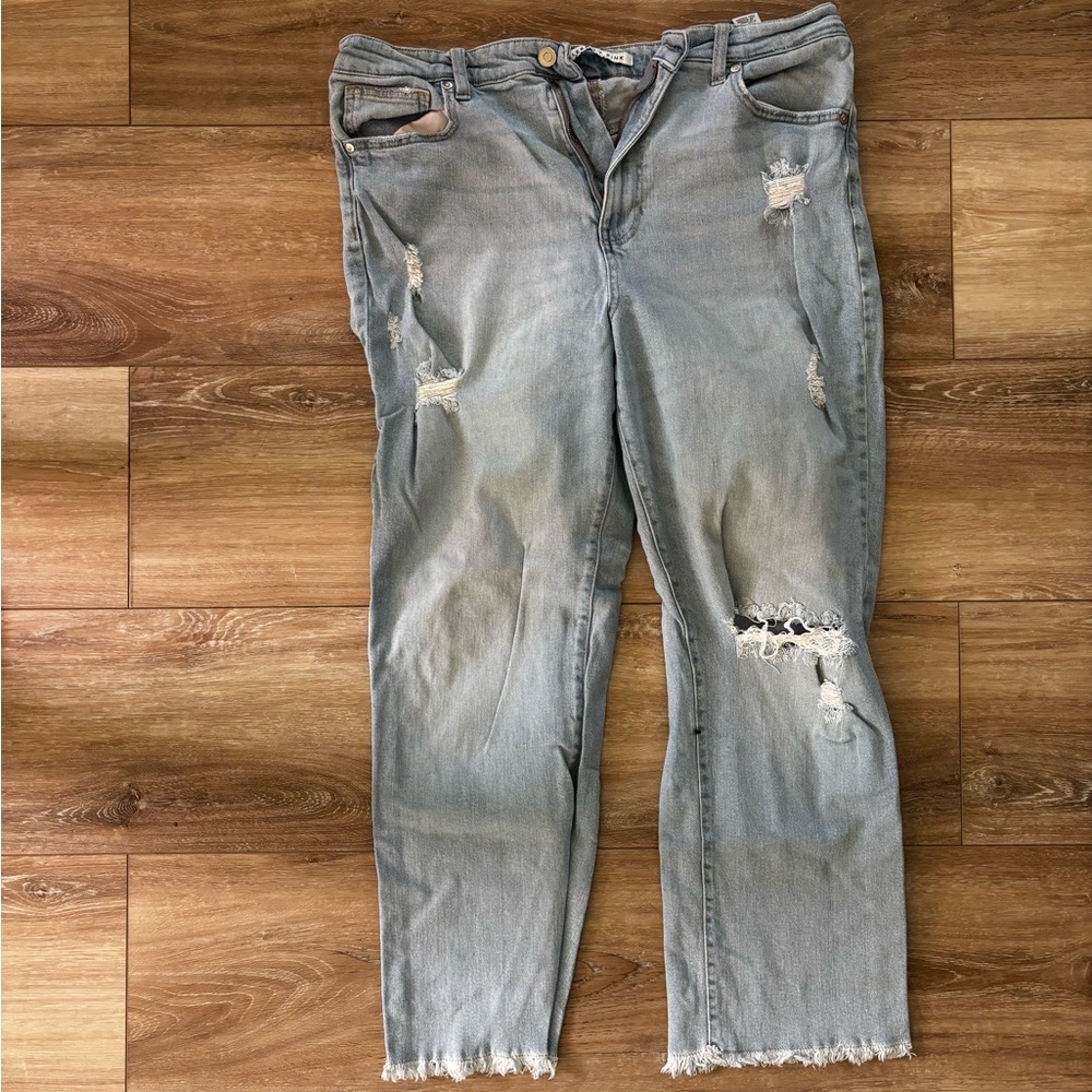 Casual Distressed Women's Boyfriend Jeans